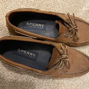 Sperry Topsiders. Brown suede